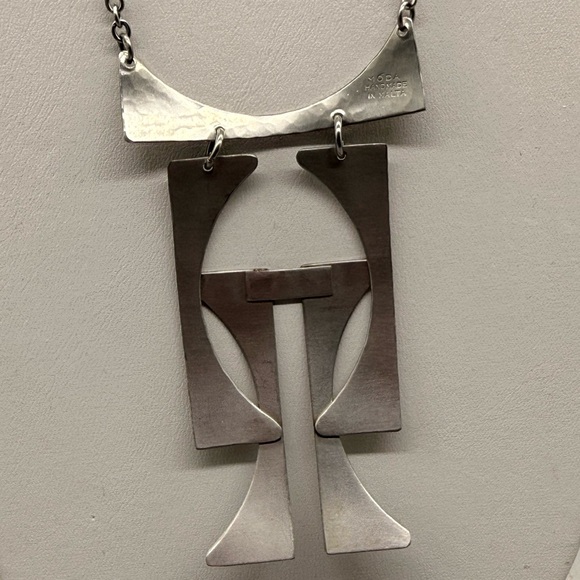 Moda Piece Hand Made In Malta - Picture 4 of 8